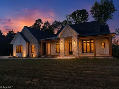 Homes For Sale - 765 Golf Course Road<br/> Surry County, Pilot Mountain, NC 27041