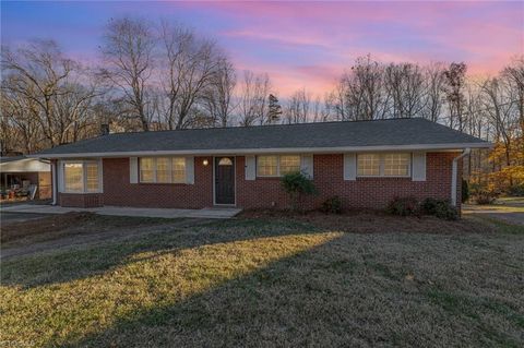 5012 Sitka Road Walkertown NC 27051