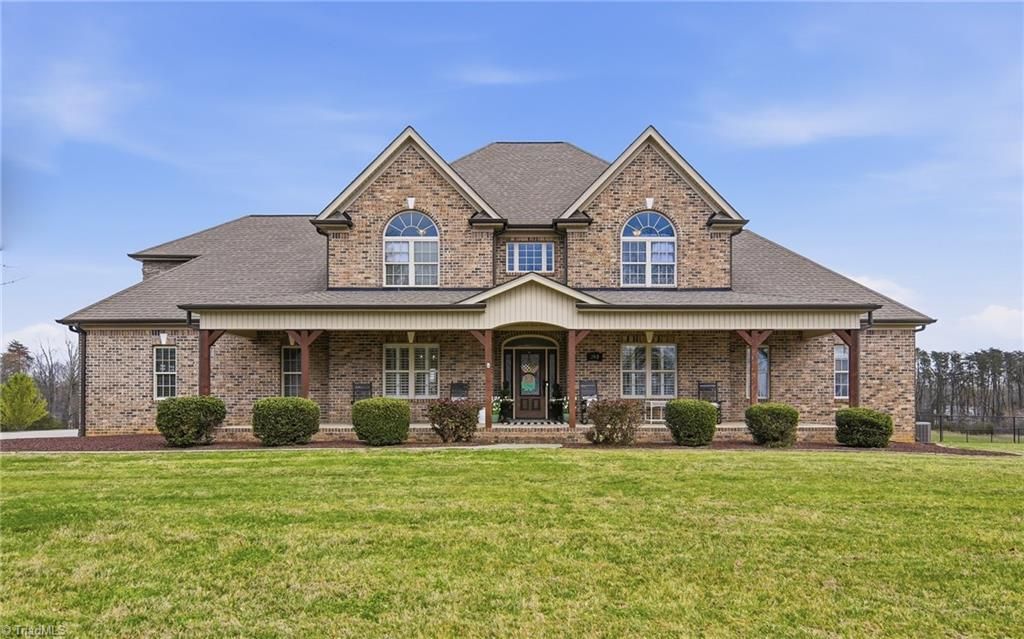 Photo of 203 Bobcat Road, Summerfield, NC 27358 (MLS # 1213594)