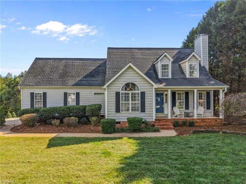 Homes For Rent - 7710 Sorrel Run Court<br/> Summerfield, NC 27358