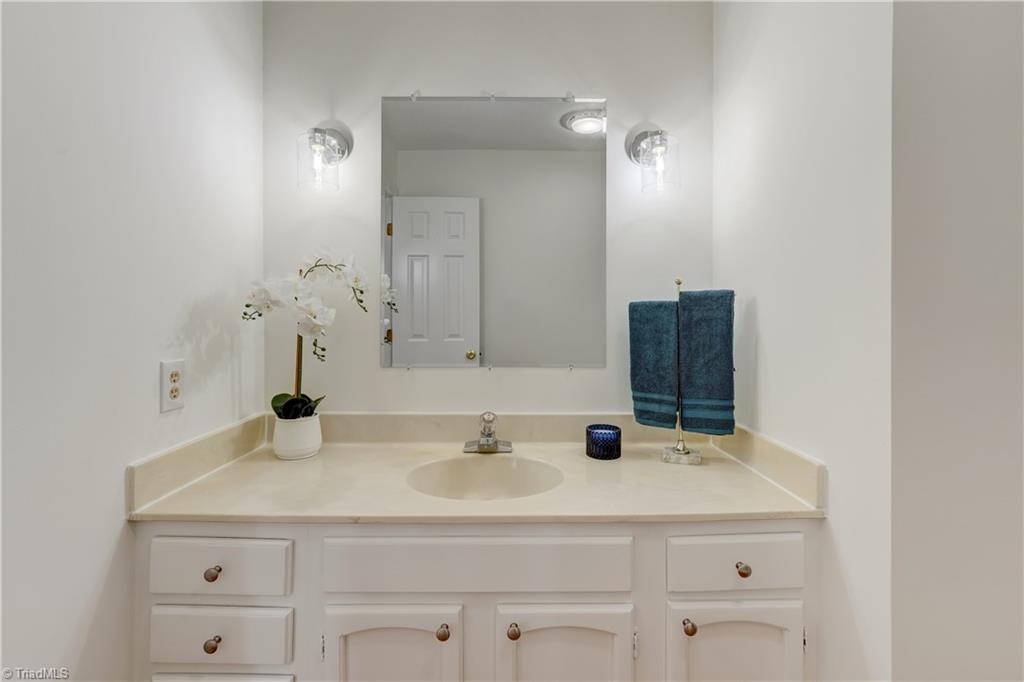 105 Oneil Court, Jamestown, North Carolina image 22