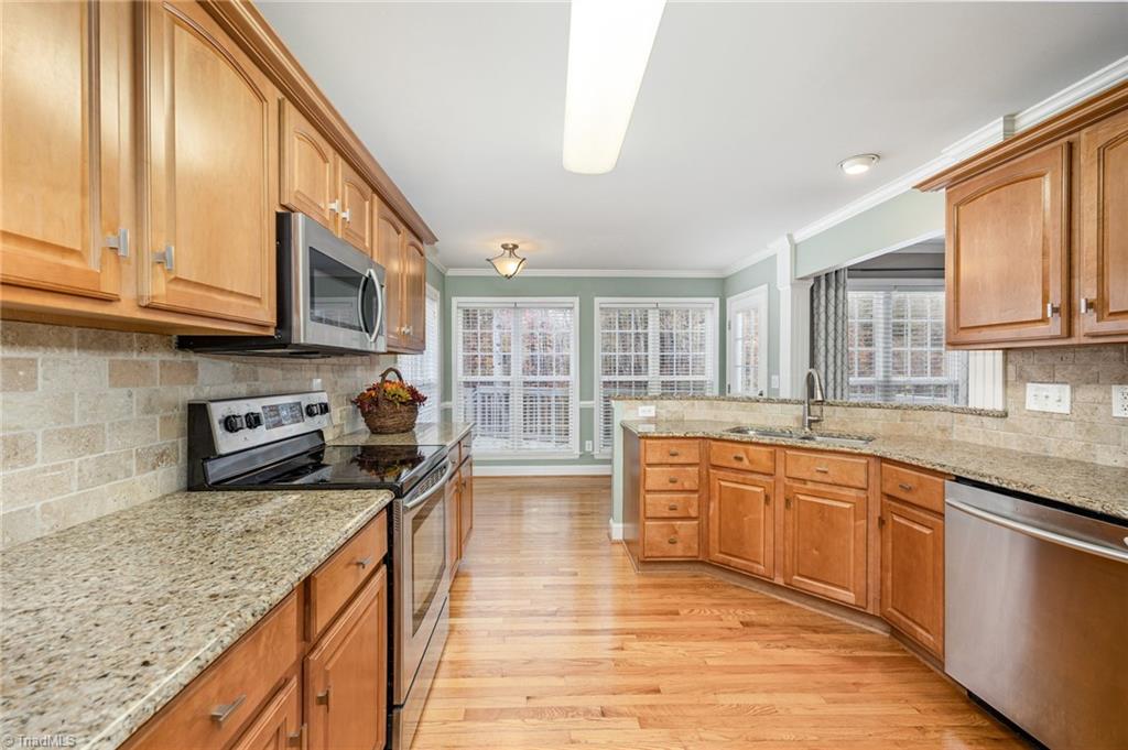 708 Woodview Ridge Trail