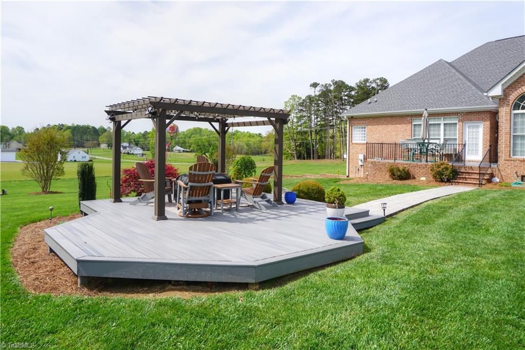 Photo of 124 Will Taylor Lane, Winston-Salem, NC 27107 (MLS # 1218423)