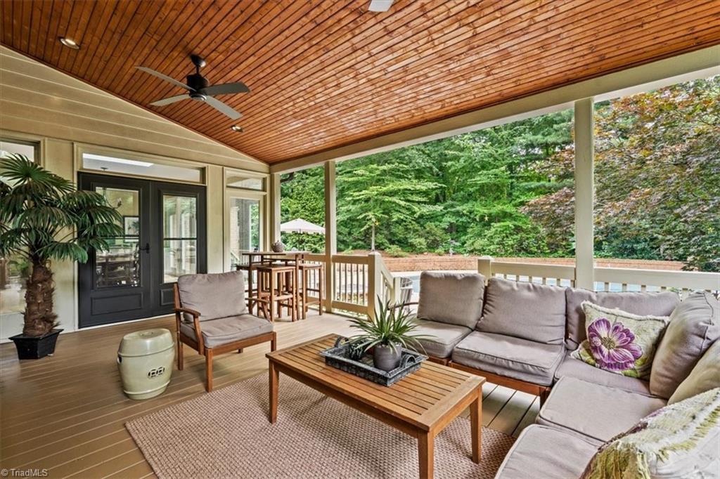 Greensboro, North Carolina 27410, United States, 4 Bedrooms Bedrooms, ,5 BathroomsBathrooms,Residential,Pending,150462