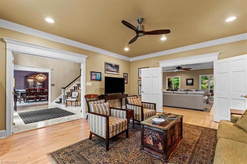 Greensboro, North Carolina 27410, United States, 4 Bedrooms Bedrooms, ,5 BathroomsBathrooms,Residential,Pending,150462