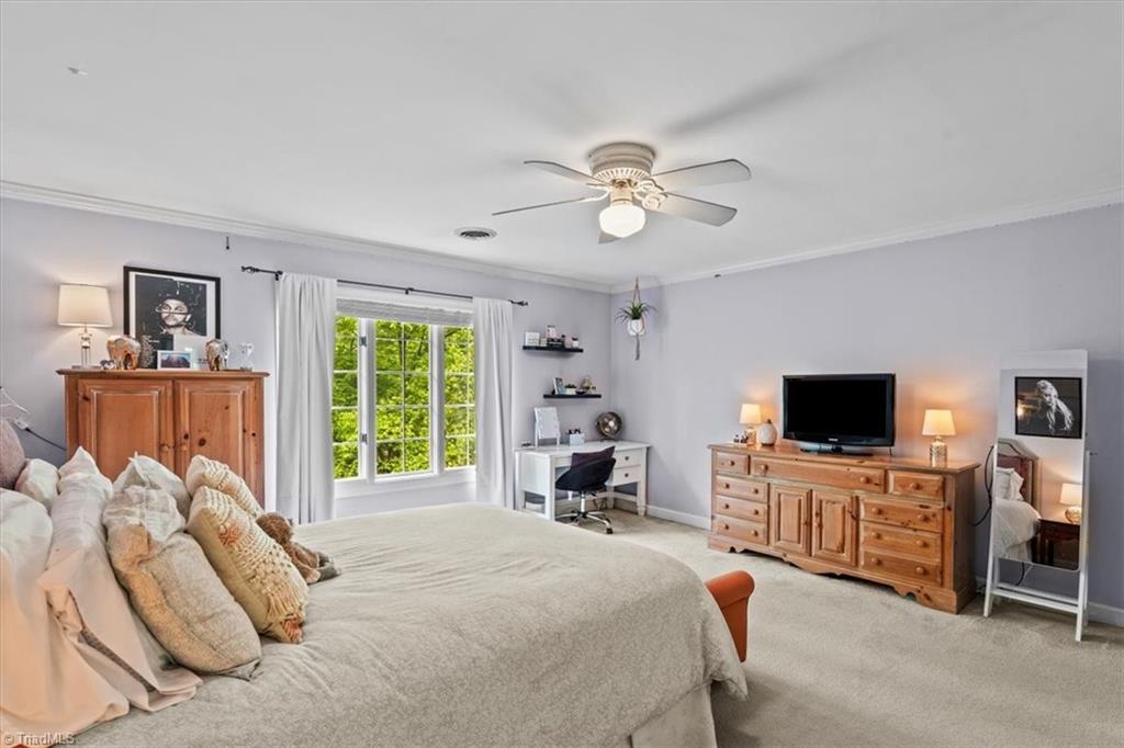 Greensboro, North Carolina 27410, United States, 4 Bedrooms Bedrooms, ,5 BathroomsBathrooms,Residential,Pending,150462