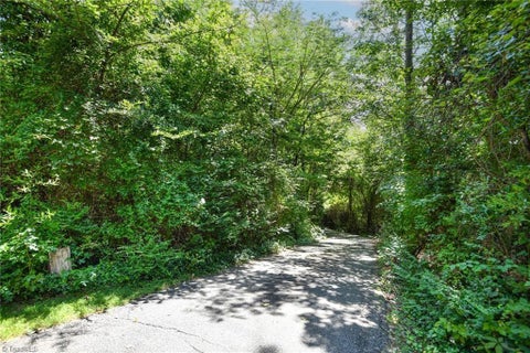 Homes For Sale - 1927 Fleming Road<br/> Greensboro, NC 27410