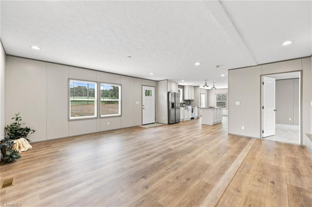 2554 Ellisboro Road