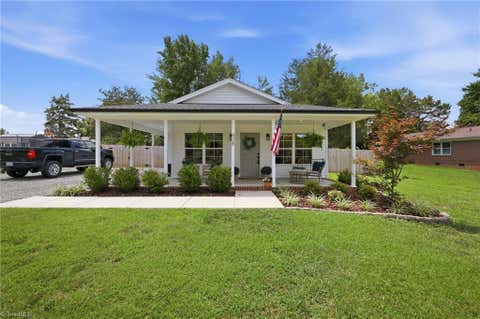 Homes For Sale - 408 Grandview Avenue<br/> Randolph County, Liberty, NC 27298