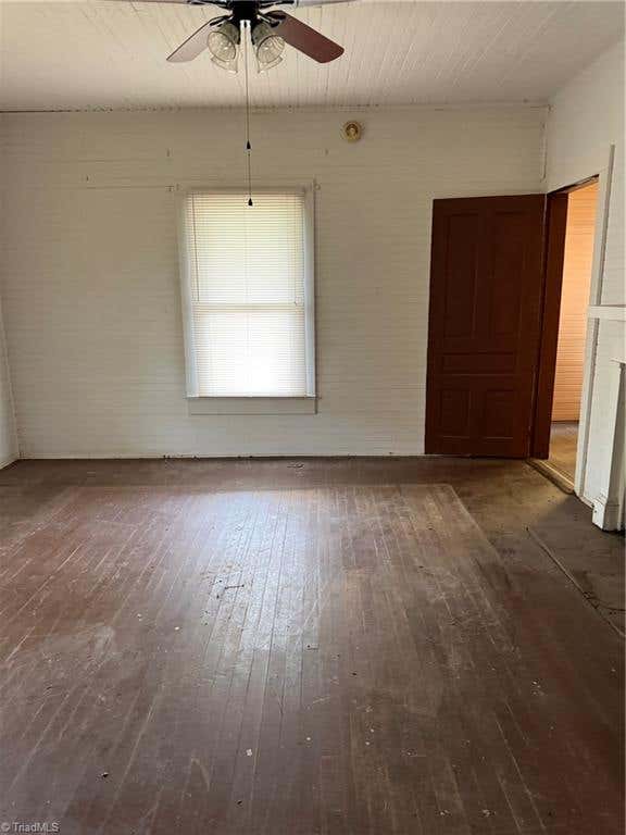 Photo of 9 Fowler Avenue, Lexington, NC 27292 (MLS # 1230138)