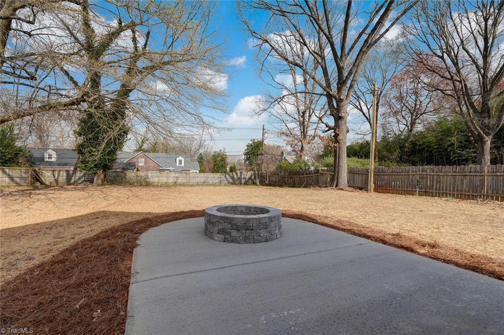 1220 South Park Drive, Reidsville, North Carolina image 34