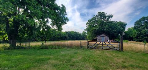 Unimproved Land in Burlington NC 1340 Vaughn Road.jpg