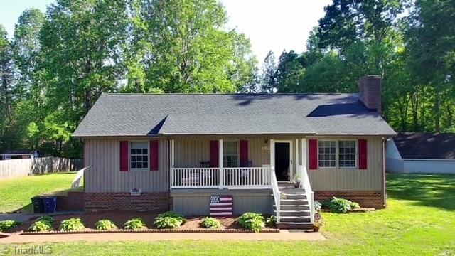 3774 Sandalwood Lane, Pfafftown, North Carolina image 2