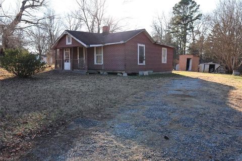 Vacant Land For Sale - 1638 Kersey Valley Road<br/> Archdale, NC 27263