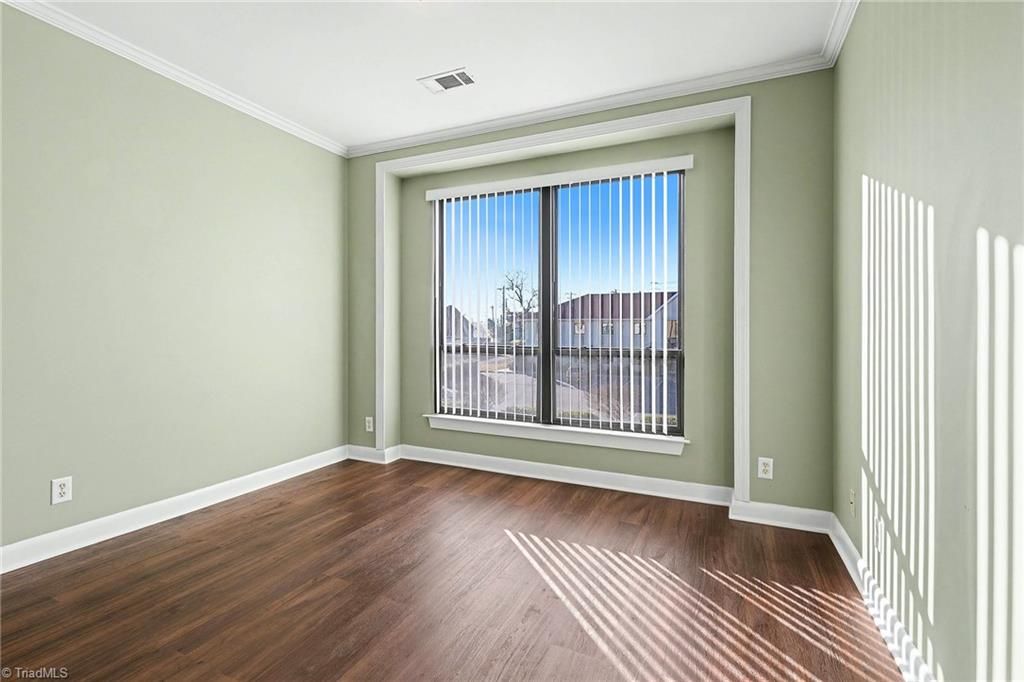 Photo of 411 Washington Street #209, Greensboro, NC 27401 (MLS # 1204962)