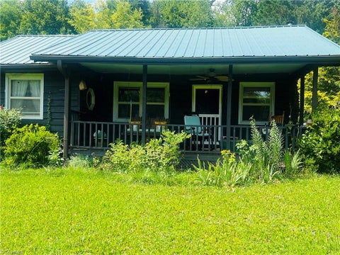Homes For Sale - 251 Donavan Lane<br/> Surry County, Dobson, NC 27017