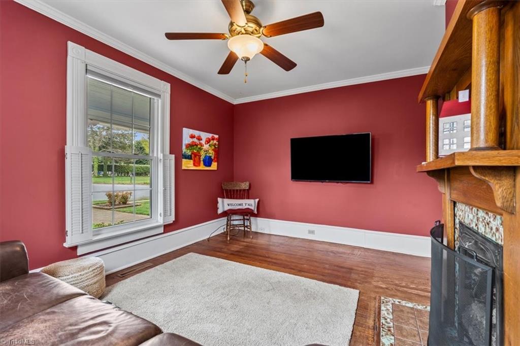 222 E Minneola Street, Gibsonville, North Carolina image 13