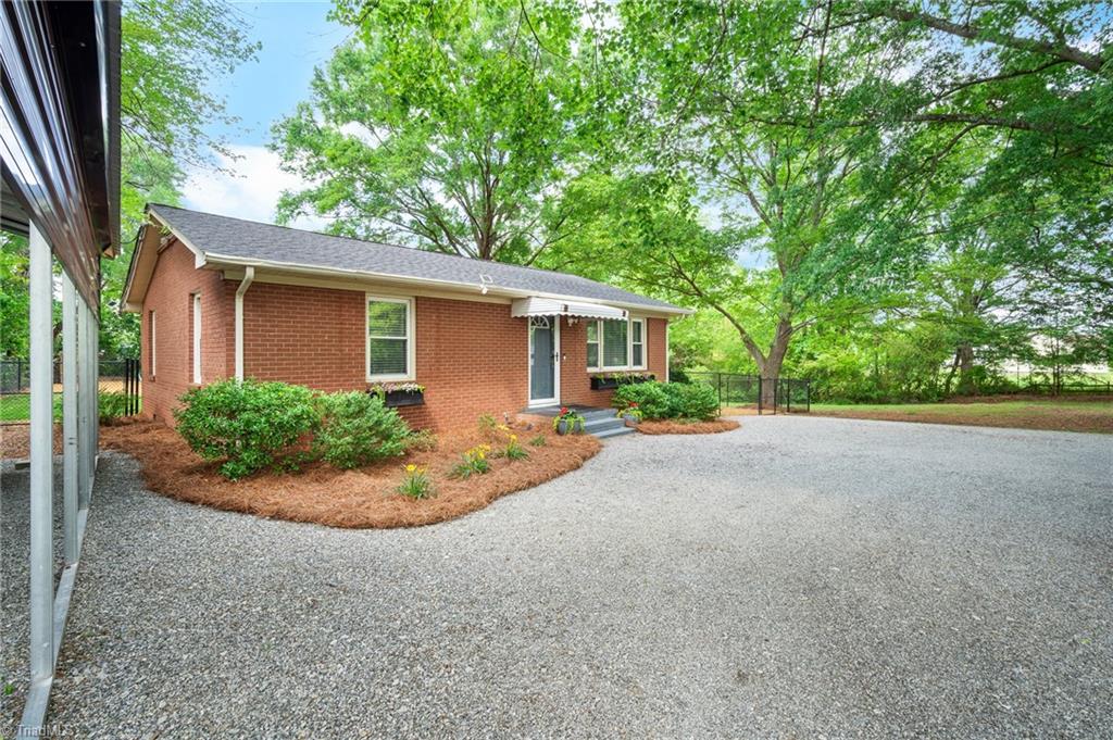 203 Easter Road, Lexington, North Carolina image 1