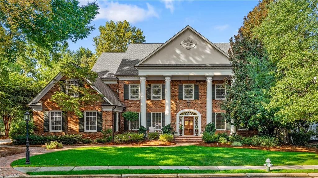 Photo of 8 Loch Ridge Drive, Greensboro, NC 27408 (MLS # 1191928)