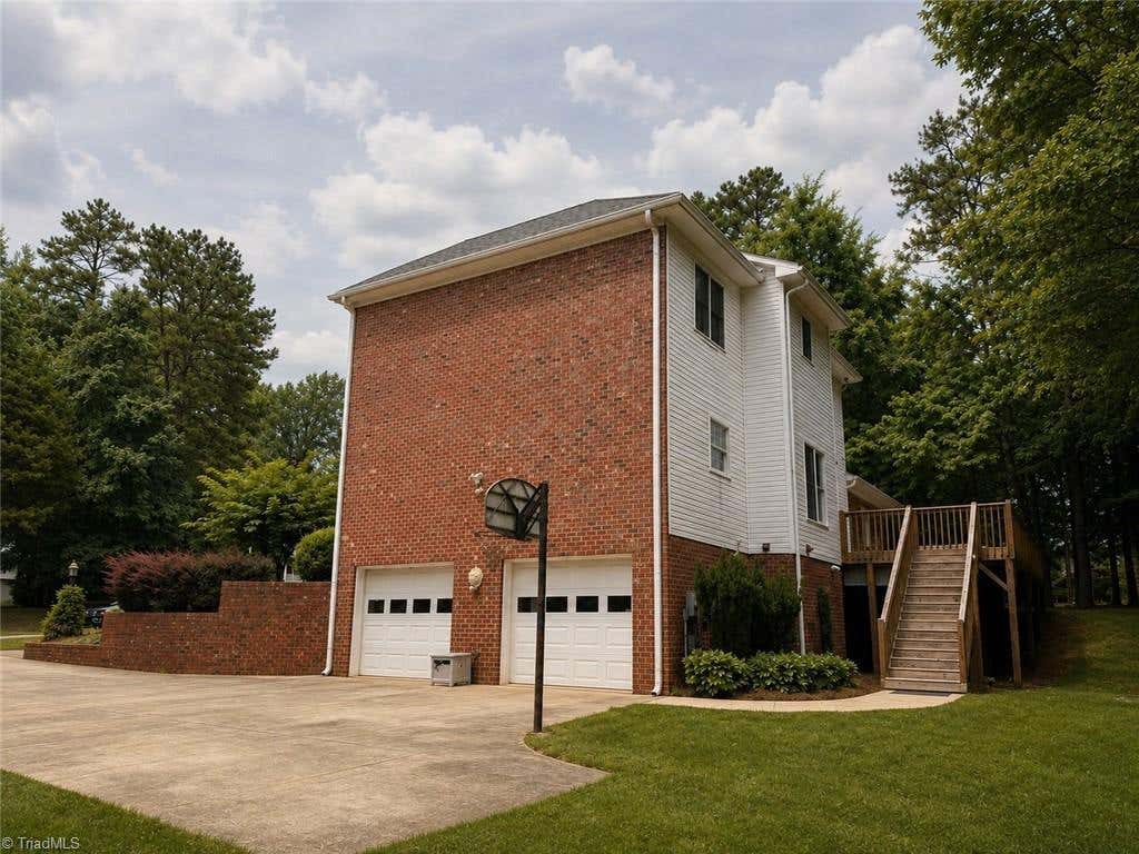 Photo of 115 Whitley Mill Court, Clemmons, NC 27012 (MLS # 1229844)