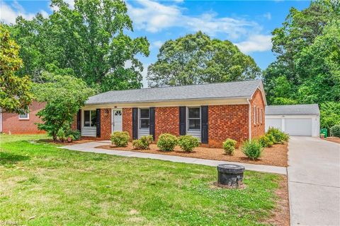 Homes For Sale - 1519 Runabout Road<br/> Lewisville, NC 27023
