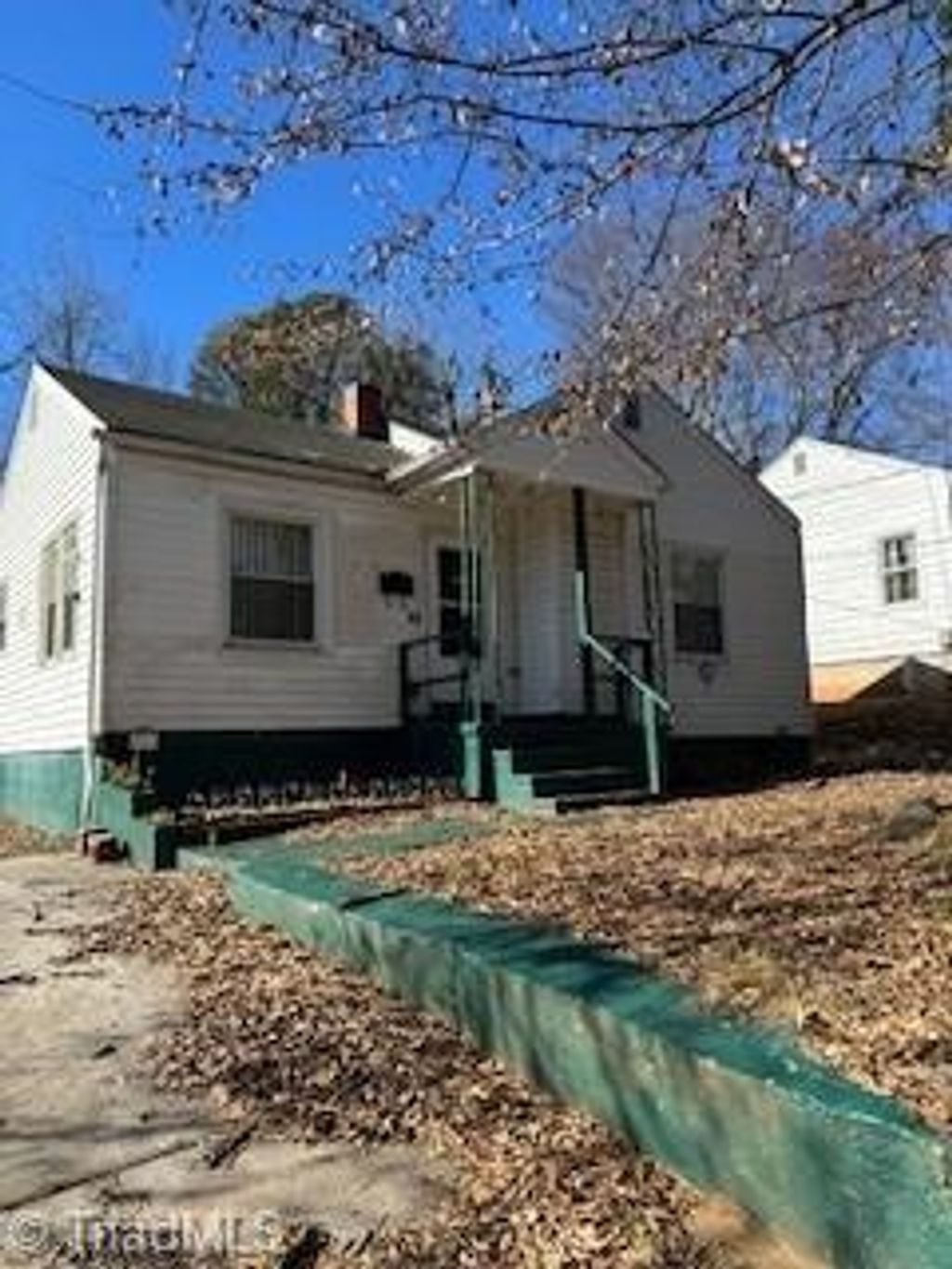 Photo of 1030 Thurmond Street, Winston-Salem, NC 27105 (MLS # 1207172)