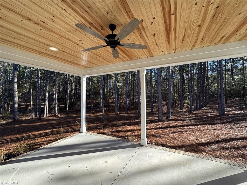 498 Longleaf Drive, West End, North Carolina image 21