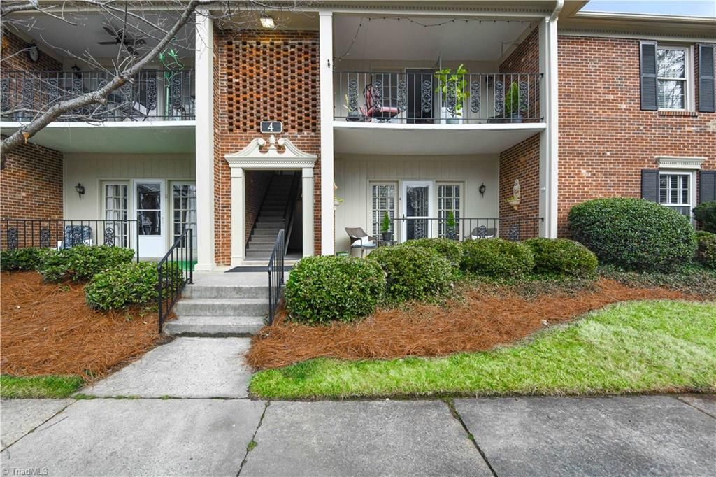 Photo of 4 Fountain Manor Drive #A, Greensboro, NC 27405 (MLS # 1209980)