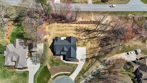 listing image 44