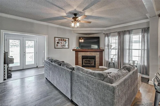 4561 Shelton Country Road, photo 3 of 50
