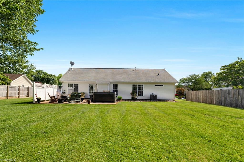109 Stapleton Way, High Point, North Carolina image 16