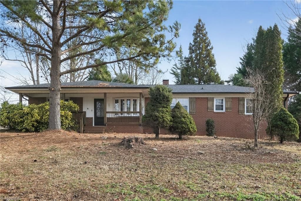 Photo of 263 Bradley Road, Winston-Salem, NC 27107 (MLS # 1205028)