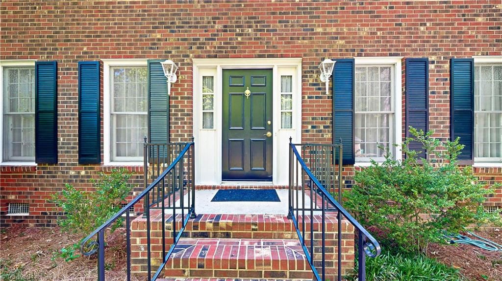 Photo of 1711 Scarborough Road, High Point, NC 27265 (MLS # 1221917)