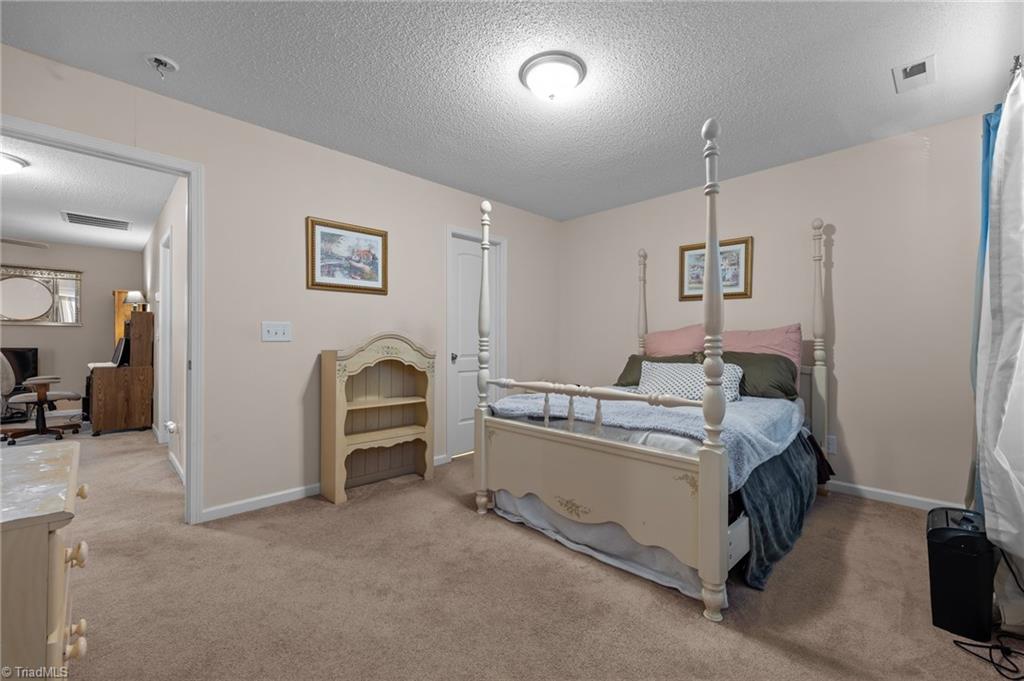 2503 Macdougall Drive, Burlington, North Carolina image 27
