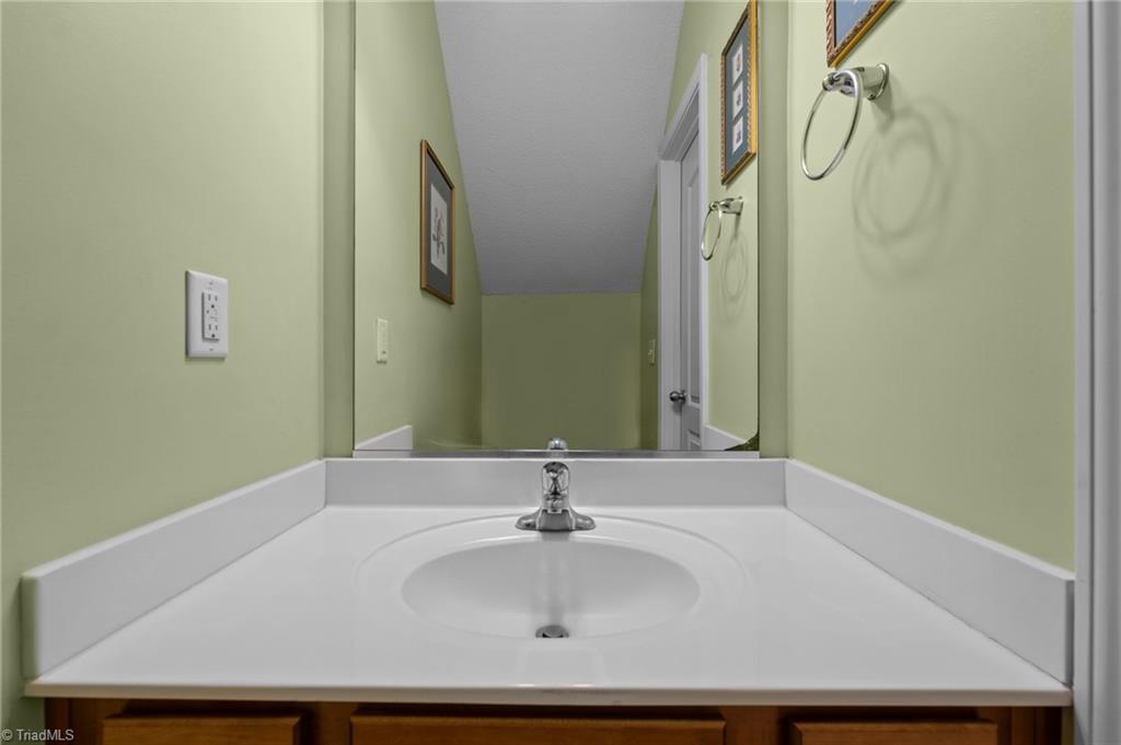 2503 Macdougall Drive, Burlington, North Carolina image 20