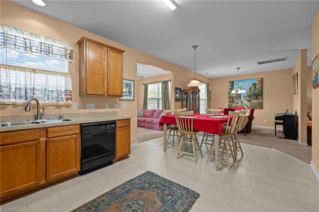 2503 Macdougall Drive, Burlington, North Carolina image 16