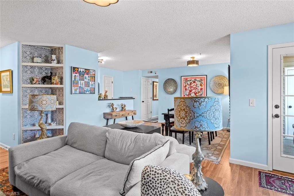 523 Scholastic Court