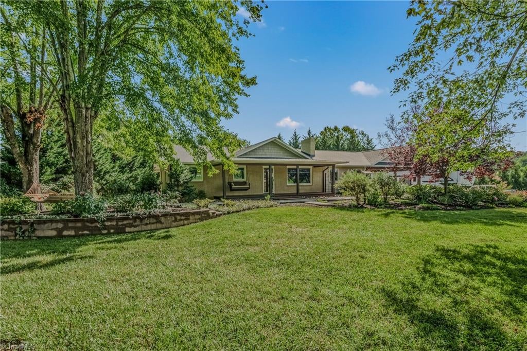 1388 Pipers Gap Road, Mount Airy, NC, 27030