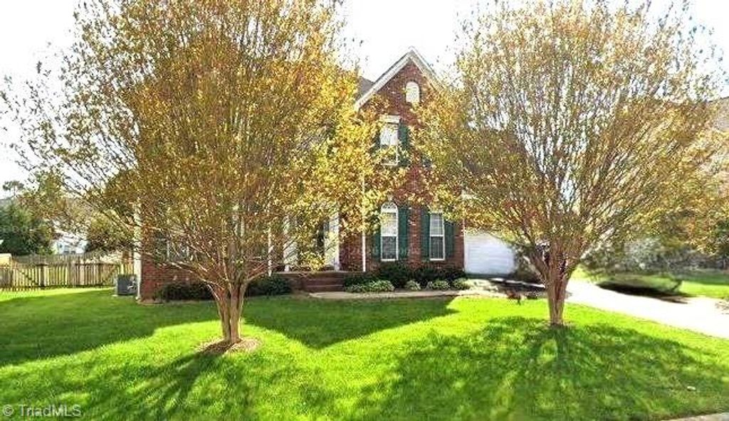 Photo of 4340 Southern Oak Drive, High Point, NC 27265 (MLS # 1207938)