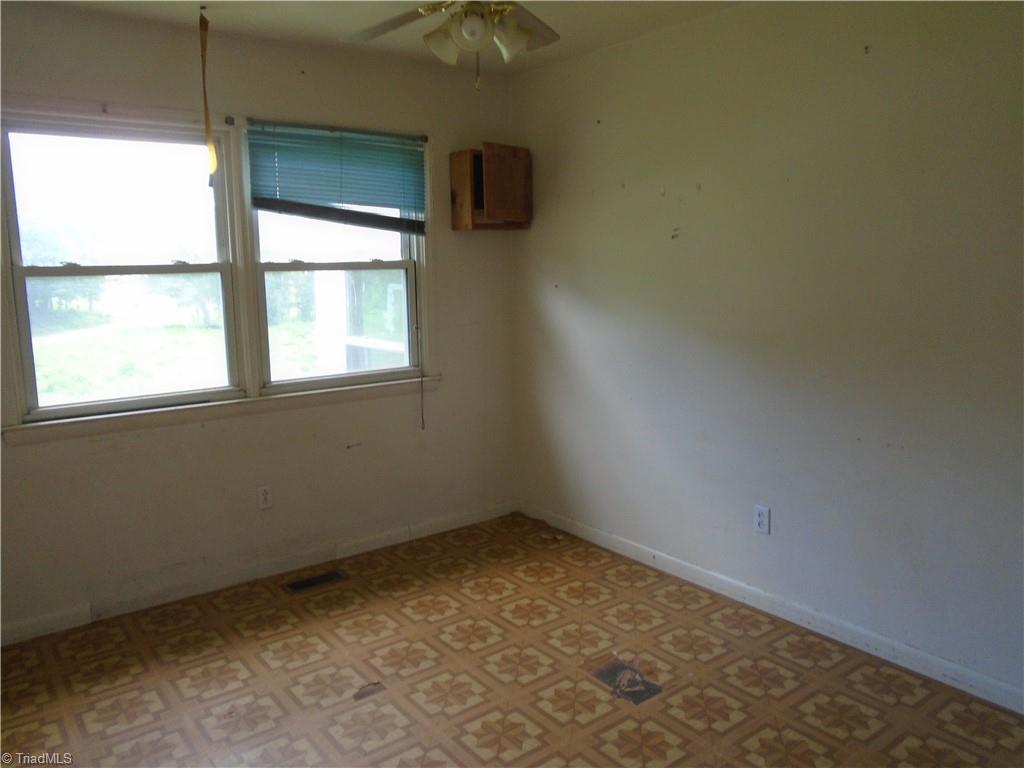 1668 Siloam Road, Mount Airy, North Carolina image 18