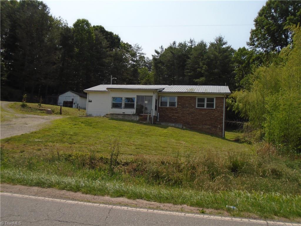 1668 Siloam Road, Mount Airy, North Carolina image 1