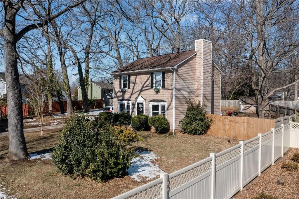 Photo of 4202 Broadacres Drive, Greensboro, NC 27407 (MLS # 1208872)