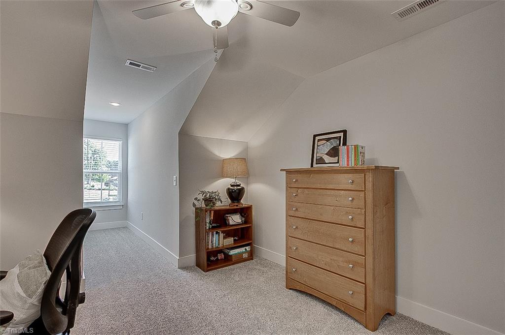 Jamestown, North Carolina 27282, United States, 3 Bedrooms Bedrooms, ,3 BathroomsBathrooms,Residential,Active,202581