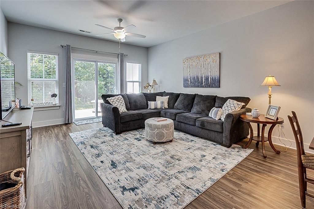 Jamestown, North Carolina 27282, United States, 3 Bedrooms Bedrooms, ,3 BathroomsBathrooms,Residential,Active,202581