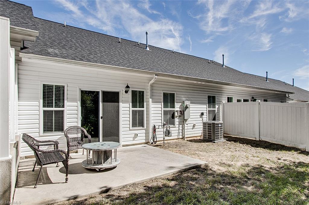 Jamestown, North Carolina 27282, United States, 3 Bedrooms Bedrooms, ,3 BathroomsBathrooms,Residential,Active,202581