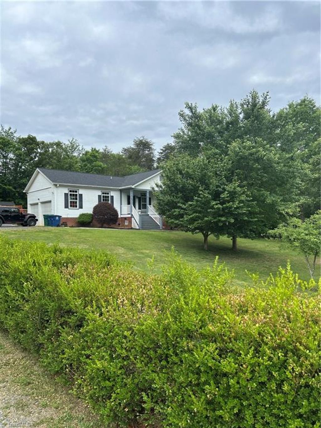 Photo of 272 Victoria Circle, Madison, NC 27025 (MLS # 1218872)