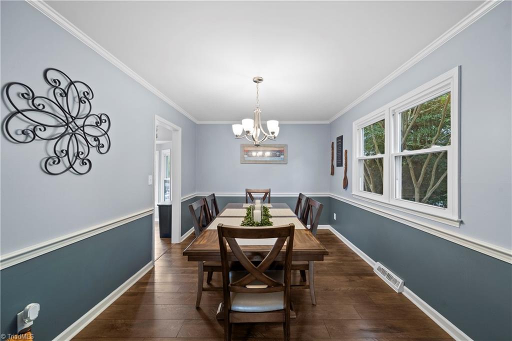 Clemmons, North Carolina 27012, United States, 3 Bedrooms Bedrooms, ,3 BathroomsBathrooms,Residential,Pending,212081