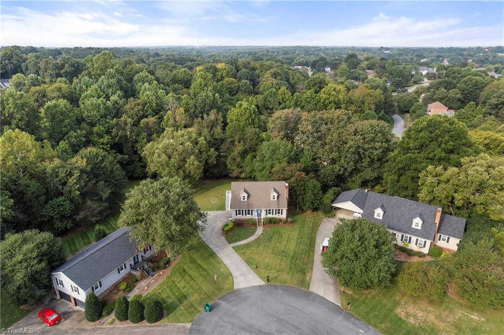 Clemmons, North Carolina 27012, United States, 3 Bedrooms Bedrooms, ,3 BathroomsBathrooms,Residential,Pending,212081