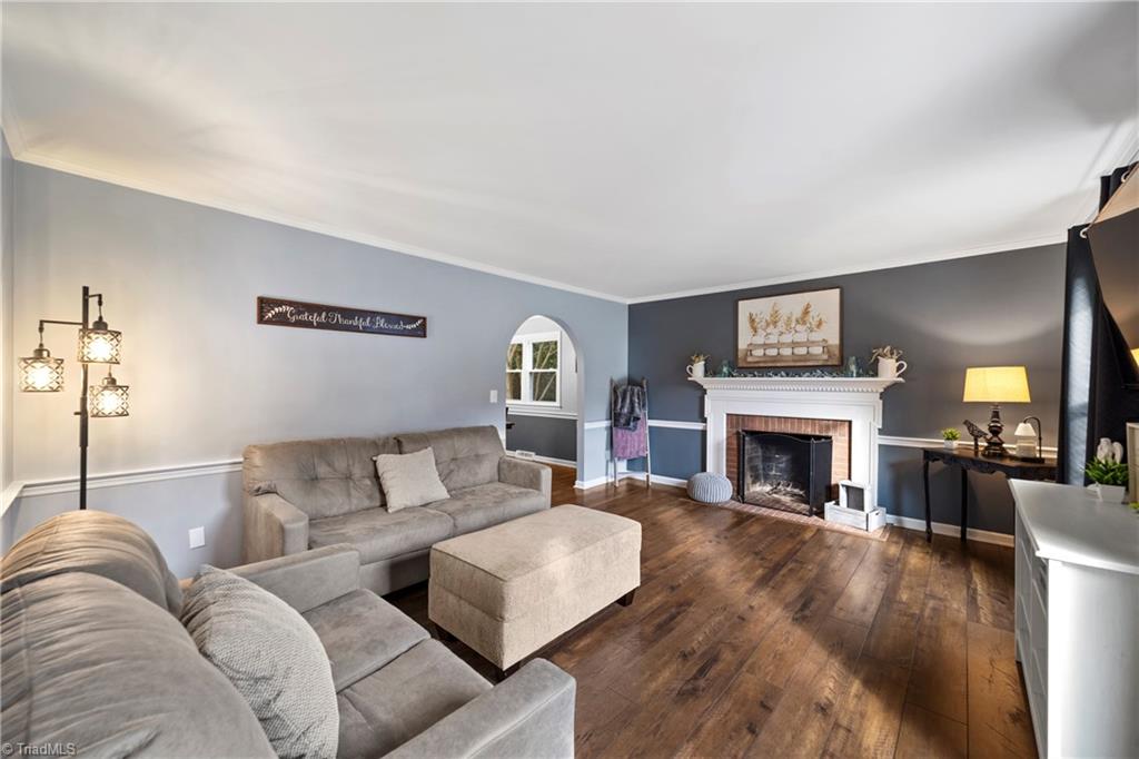 Clemmons, North Carolina 27012, United States, 3 Bedrooms Bedrooms, ,3 BathroomsBathrooms,Residential,Pending,212081