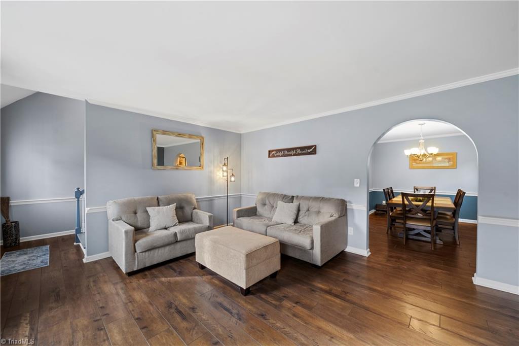 Clemmons, North Carolina 27012, United States, 3 Bedrooms Bedrooms, ,3 BathroomsBathrooms,Residential,Pending,212081